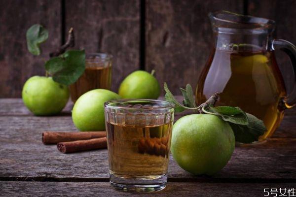 苹果汁有什么营养价值 喝苹果汁的好处有什么