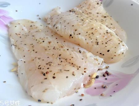 龙利鱼可以做水煮鱼吗 做法并不难