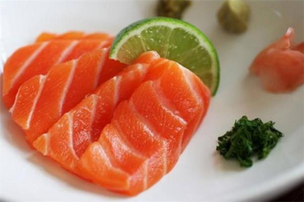 三文鱼是虹鳟鱼吗 三文鱼和虹鳟鱼的区别 三文鱼是虹鳟鱼吗 三文鱼和虹鳟鱼的区别