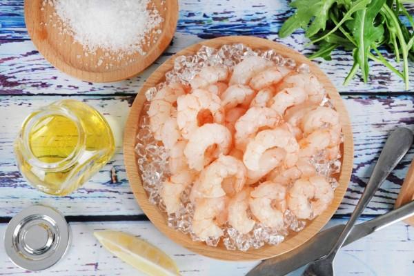 虾仁有点臭还能吃吗 虾仁要腌制吗 虾仁有点臭还能吃吗 虾仁要腌制吗