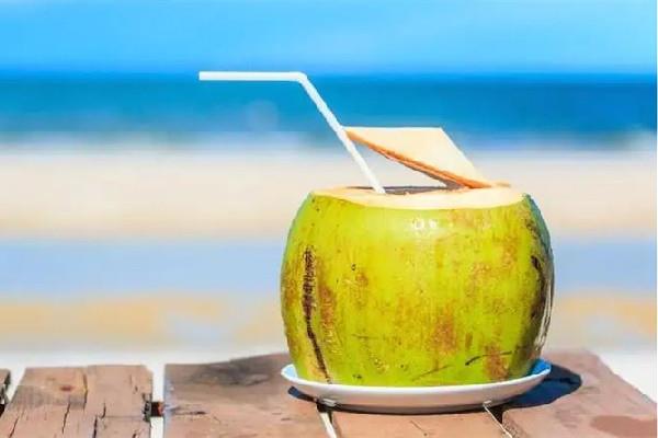 椰子水对孕妇的功效与作用 椰子水孕妇什么时候开始喝 椰子水对孕妇的功效与作用 椰子水孕妇什么时候开始喝