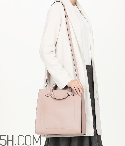 达芙妮包包什么档次?达芙妮包包质量好吗? 达芙妮包包什么档次?达芙妮包包质量好吗?