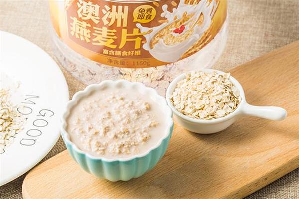 即食燕麦片能减肥吗 注意配合运动
