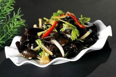 ​凉拌木耳怎么做好吃 凉拌木耳的做法