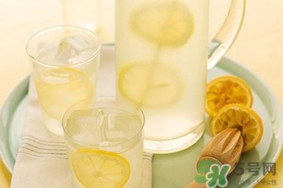 ​冬天可以喝柠檬水吗？冬天喝柠檬水好吗？