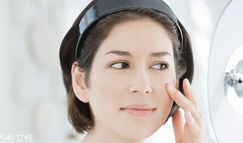 完美芦荟胶能去斑吗?完美芦荟胶还能代替眼霜 完美芦荟胶能去斑吗?完美芦荟胶还能代替眼霜