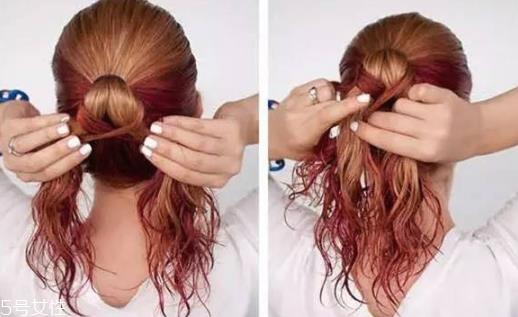 微湿发怎么弄好看 微湿发扎什么发型好 微湿发怎么弄好看 微湿发扎什么发型好