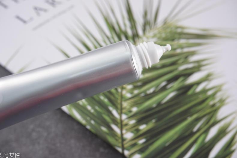 乐敦cc可以全脸用吗 乐敦cc要全脸抹吗 乐敦cc可以全脸用吗 乐敦cc要全脸抹吗