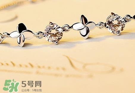 送女生手链代表什么?男生送女生手链的含义 送女生手链代表什么?男生送女生手链的含义