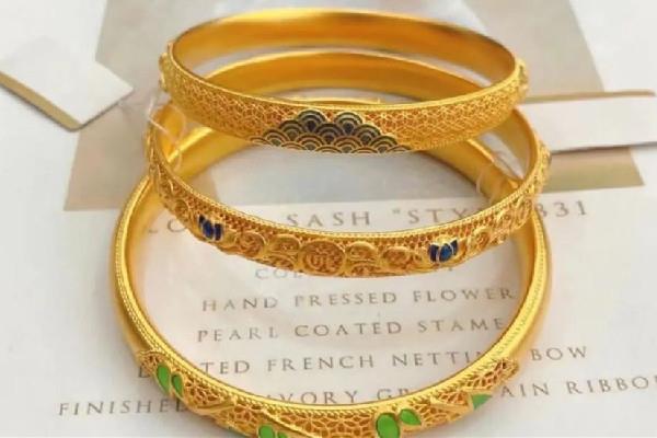 黄金手镯多少钱一克现在 黄金手镯买哪个品牌好 黄金手镯多少钱一克现在 黄金手镯买哪个品牌好