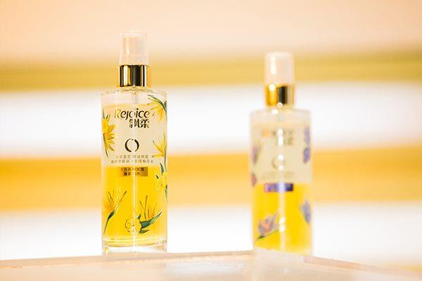 用了护发精油还要用护发素吗 护发精油要洗掉吗