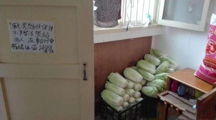 貌美女主播误入传销组织,七男一女同处一室,解救后精神恍惚!