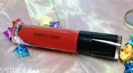 缎光口红是什么意思 缎光口红适合什么妆容 缎光口红是什么意思 缎光口红适合什么妆容