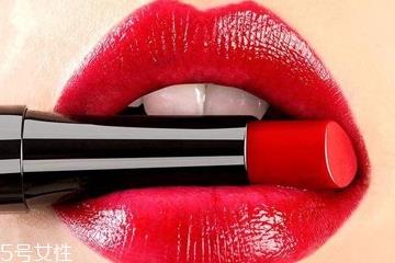 缎光口红是什么意思 缎光口红适合什么妆容 缎光口红是什么意思 缎光口红适合什么妆容