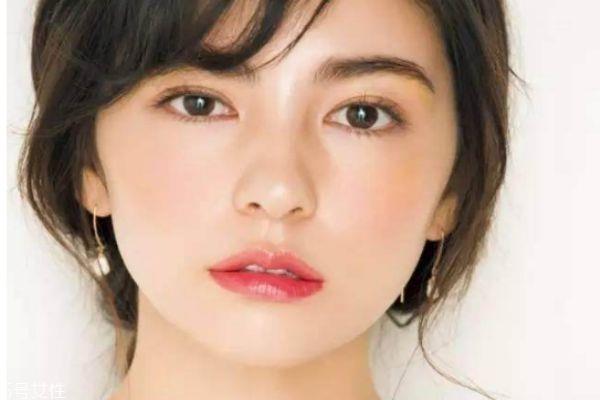 什么是玻璃唇 玻璃唇画法教程 什么是玻璃唇 玻璃唇画法教程