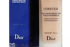 雅诗兰黛和dior迪奥粉底液哪个好? 雅诗兰黛和dior迪奥粉底液哪个好?