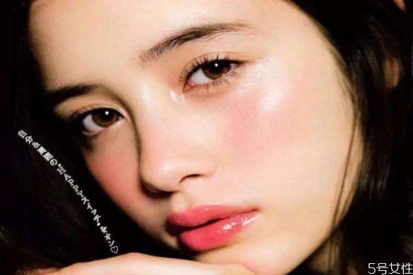 怎么选口红颜色 怎么送女生口红 怎么选口红颜色 怎么送女生口红