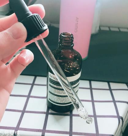 伊索无油精华怎么用 伊索无油保湿精华价格 伊索无油精华怎么用 伊索无油保湿精华价格