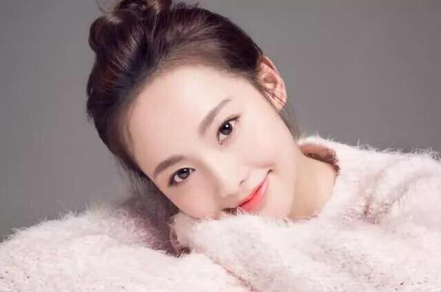 买超为何爱张嘉倪?张嘉倪有自我有人生,离开谁都能活