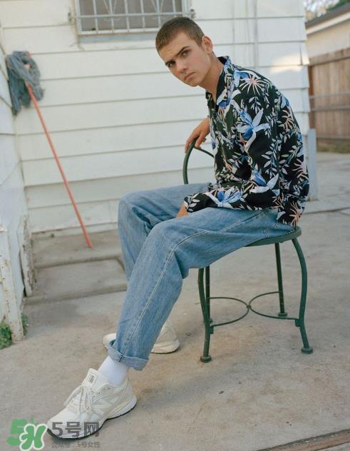 stussy与new balance联名990v4什么时候发售_多少钱? stussy与new balance联名990v4什么时候发售_多少钱?