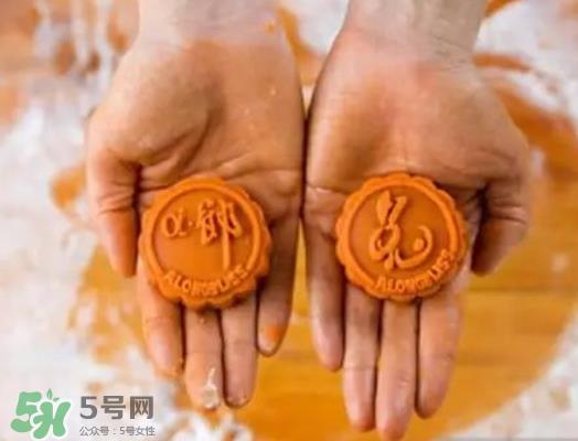 自贡冷吃兔月饼多少钱_哪里买