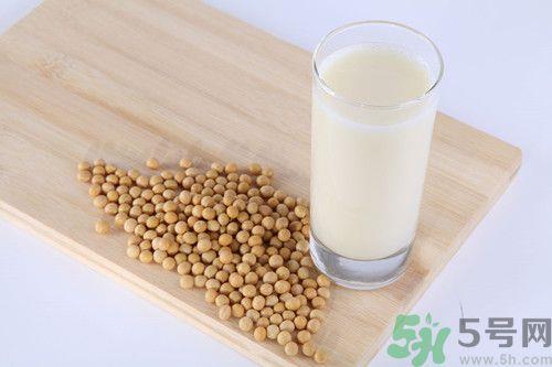 黄豆发芽了还能打豆浆吗?吃黄豆和喝豆浆效果一样吗 黄豆发芽了还能打豆浆吗?吃黄豆和喝豆浆效果一样吗