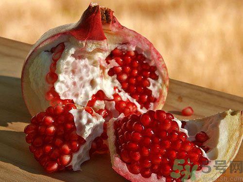 吃石榴会便秘吗?吃石榴便秘怎么办 吃石榴会便秘吗?吃石榴便秘怎么办