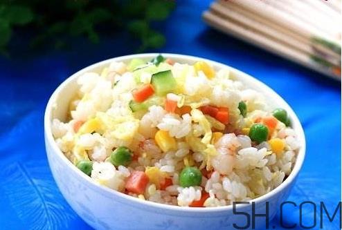 蛋炒饭怎么加热?蛋炒饭微波炉加热多久? 蛋炒饭怎么加热?蛋炒饭微波炉加热多久?