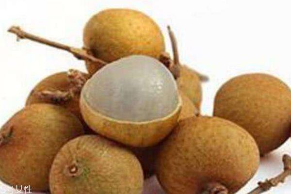 龙眼和什么不能一起吃 龙眼适合什么人吃 龙眼和什么不能一起吃 龙眼适合什么人吃