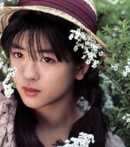 等候李连杰27年,一眼误终生,中山忍48岁至今单身