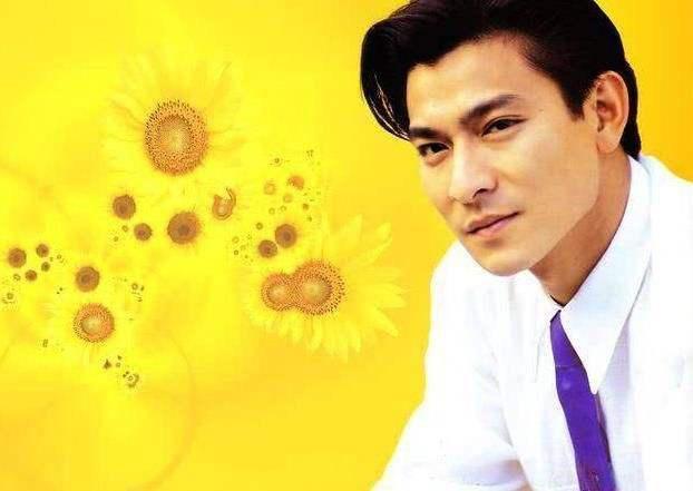 刘德华年轻珍贵合影,谁的颜值能够盖过他