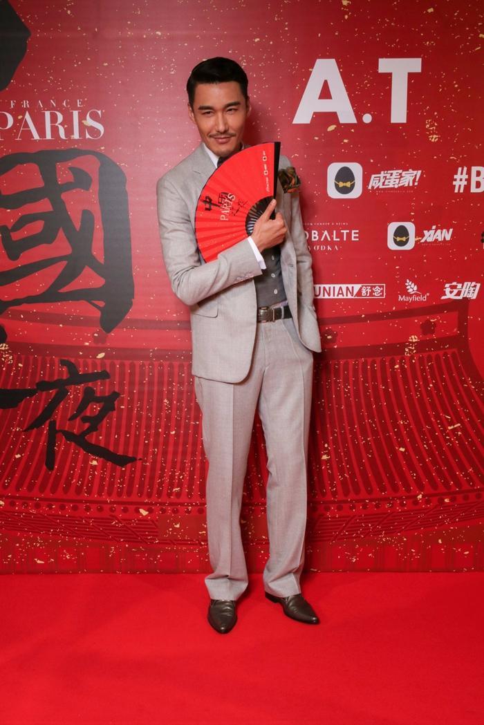 中国时尚教母玩直播,明星潮人齐开趴!看得我瞬间脸红!