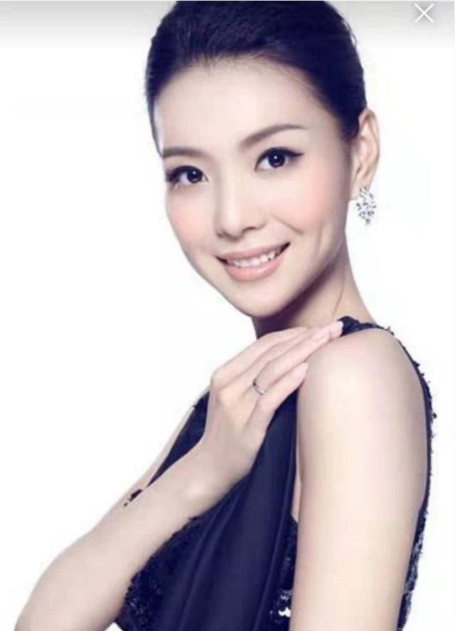 栗坤微博中30个字吊足众人胃口,她终于道出婚后未育的真实原因