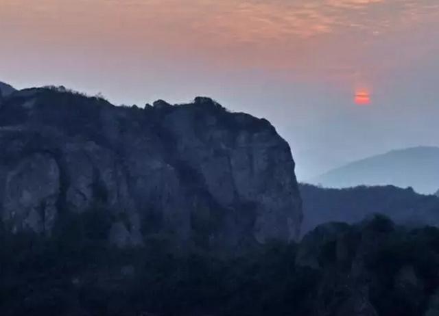 安徽马仁奇峰,奇幻漂流、绝壁栈道,现在去刚刚好