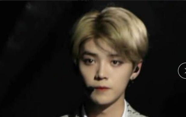 终于知道关晓彤为啥喜欢鹿晗了,看到他的旧照,网友:我都爱上了