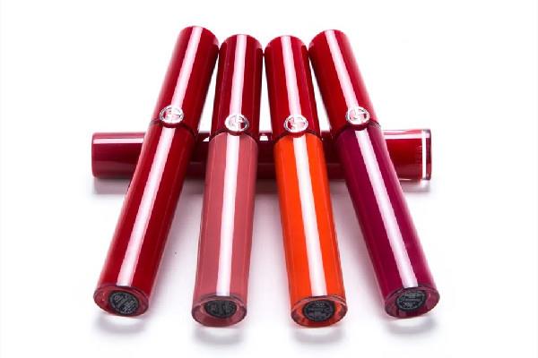 阿玛尼唇釉生产日期怎么看 阿玛尼唇釉可以用多久 阿玛尼唇釉生产日期怎么看 阿玛尼唇釉可以用多久