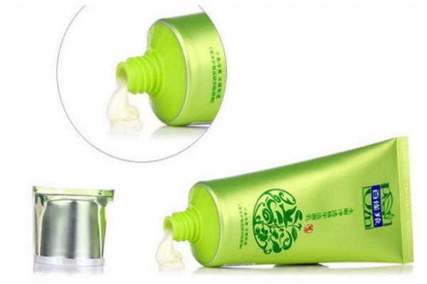 百雀羚洗面奶是氨基酸洗面奶吗 是皂基洗面奶 百雀羚洗面奶是氨基酸洗面奶吗 是皂基洗面奶