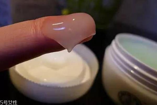 换季怎样给肌肤快速补水 告别肌渴状态 换季怎样给肌肤快速补水 告别肌渴状态