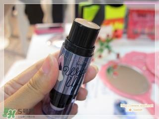 贝玲妃高光棒怎么用？贝玲妃高光棒使用方法