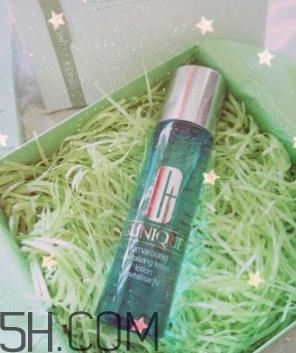 倩碧宛若新生水精萃是精华液吗？适合什么年龄？