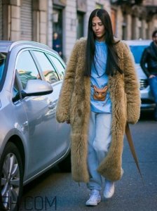 ​冬天运动裤配什么上衣？冬天穿运动裤怎么搭配？