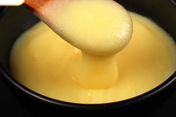 蜂王浆是怎么提取的 过程很奇妙 蜂王浆是怎么提取的 过程很奇妙