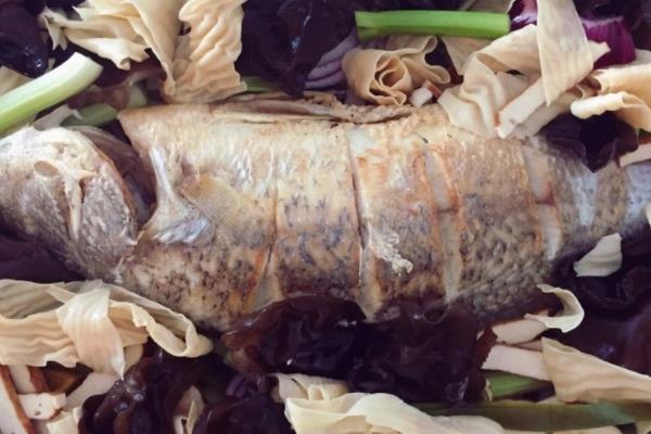 烤鱼要腌吗 必不可少的一步 烤鱼要腌吗 必不可少的一步