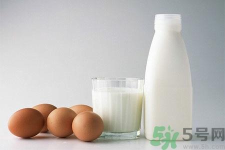 喝牛奶拉肚子怎么回事？如何预防喝牛奶拉肚子呢？