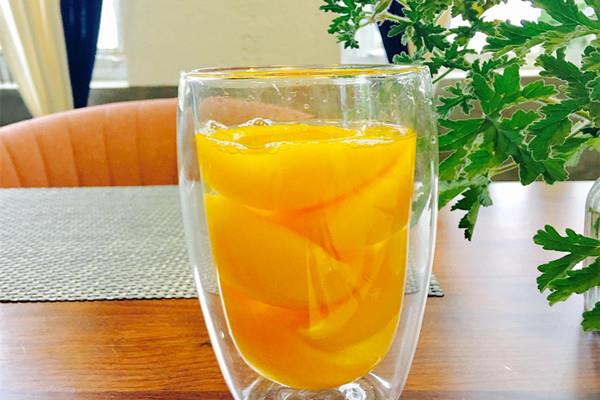 黄桃的适宜人群 黄桃的禁忌人群 黄桃的适宜人群 黄桃的禁忌人群