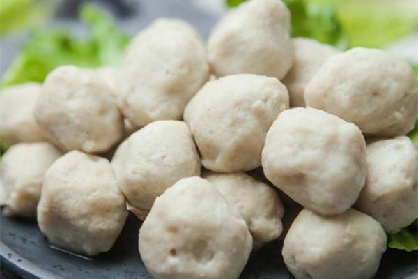 鱼丸下锅为什么全散了 鱼丸什么时候下锅 鱼丸下锅为什么全散了 鱼丸什么时候下锅