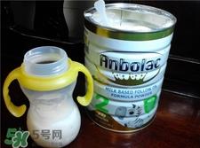 冲奶粉有泡沫怎么回事?冲牛奶有泡沫是好是坏? 冲奶粉有泡沫怎么回事?冲牛奶有泡沫是好是坏?