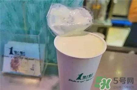 一点点奶盖怎么喝?一点点奶盖签子什么用? 一点点奶盖怎么喝?一点点奶盖签子什么用?