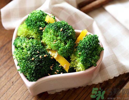 吃西兰花可以丰胸吗？吃西兰花有丰胸作用吗？