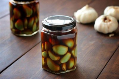 ​腊八蒜用老蒜还是新蒜 腊八蒜用什么醋比较好